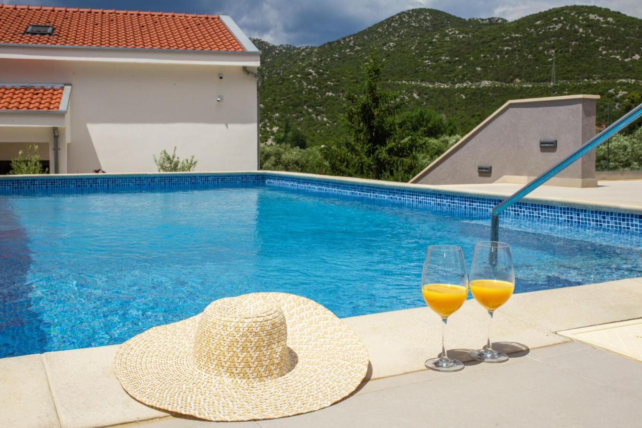 Holiday Home Lago Verde Peracko Blato Exterior photo